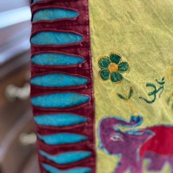 Nepalese Boho Crossbody Sac - Picture 9 of 16